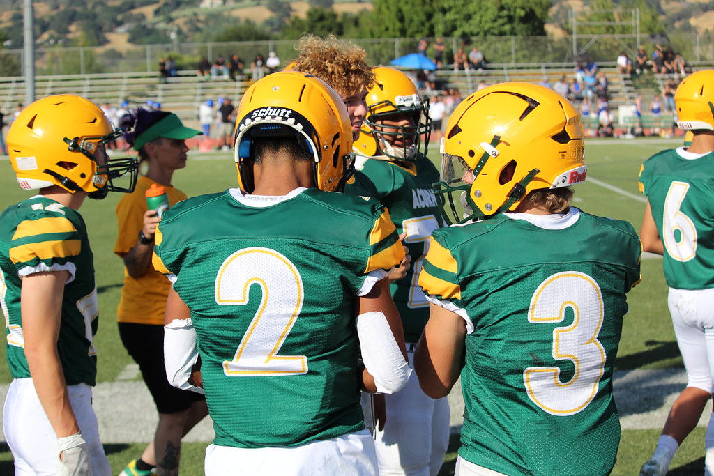 Live oak football vs Gilroy Jonah Roush Flickr