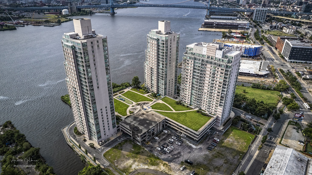 DJI_01262 Waterfront Square Condominiums 901 Front Street… Flickr