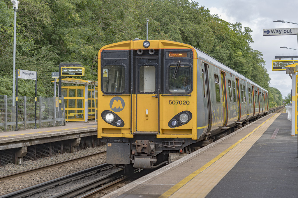 Class 507 507020 at Bromborough Rake Class 507 507020 stop… Flickr