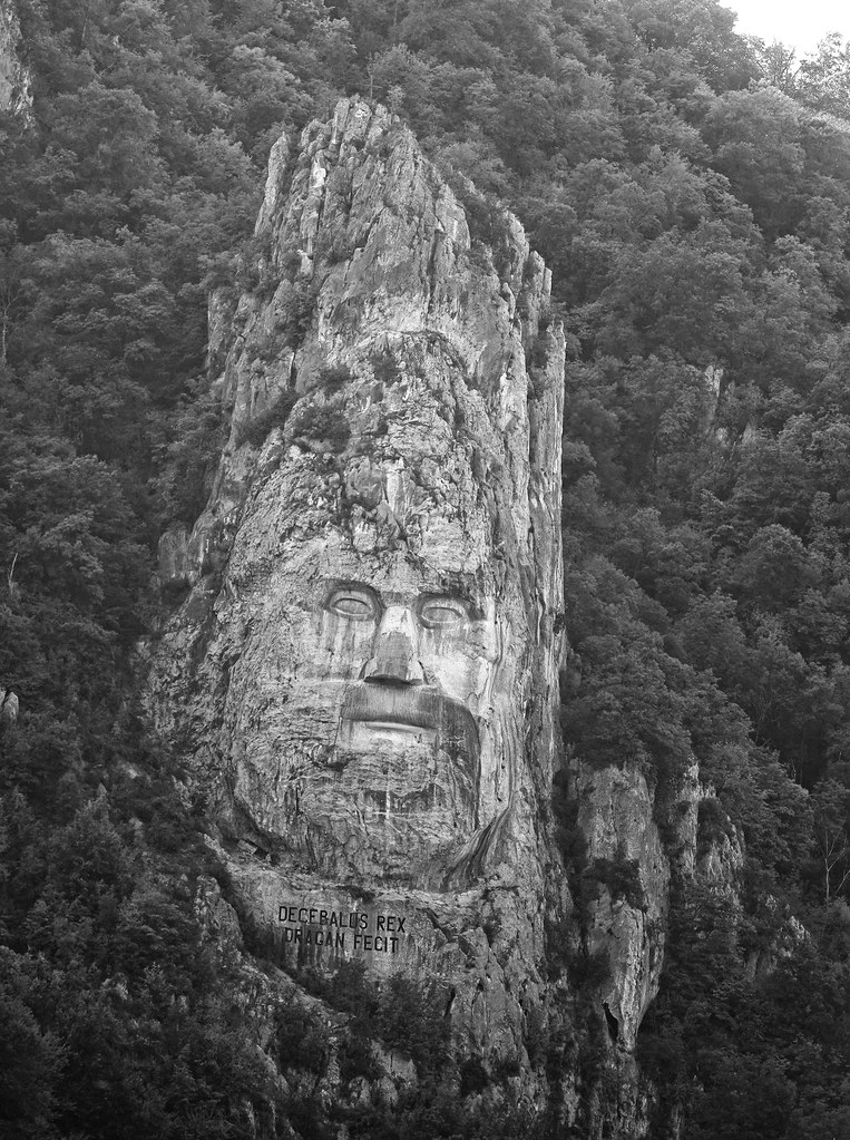 Rock Sculpture Enormous Rock Sculpture of Dacian King Dece… Flickr