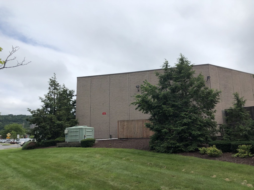 IMG_0756 Loading Dock facing Cecil Malone Drive Jon Athan Flickr