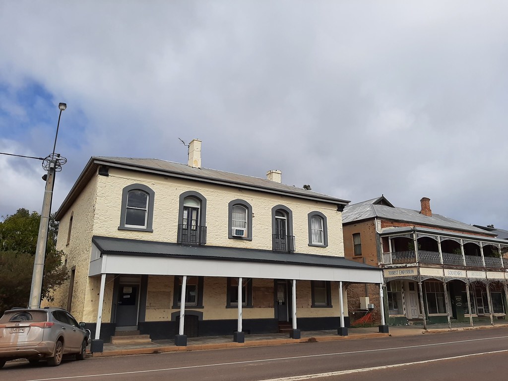 Quorn, SA chowchilla Flickr