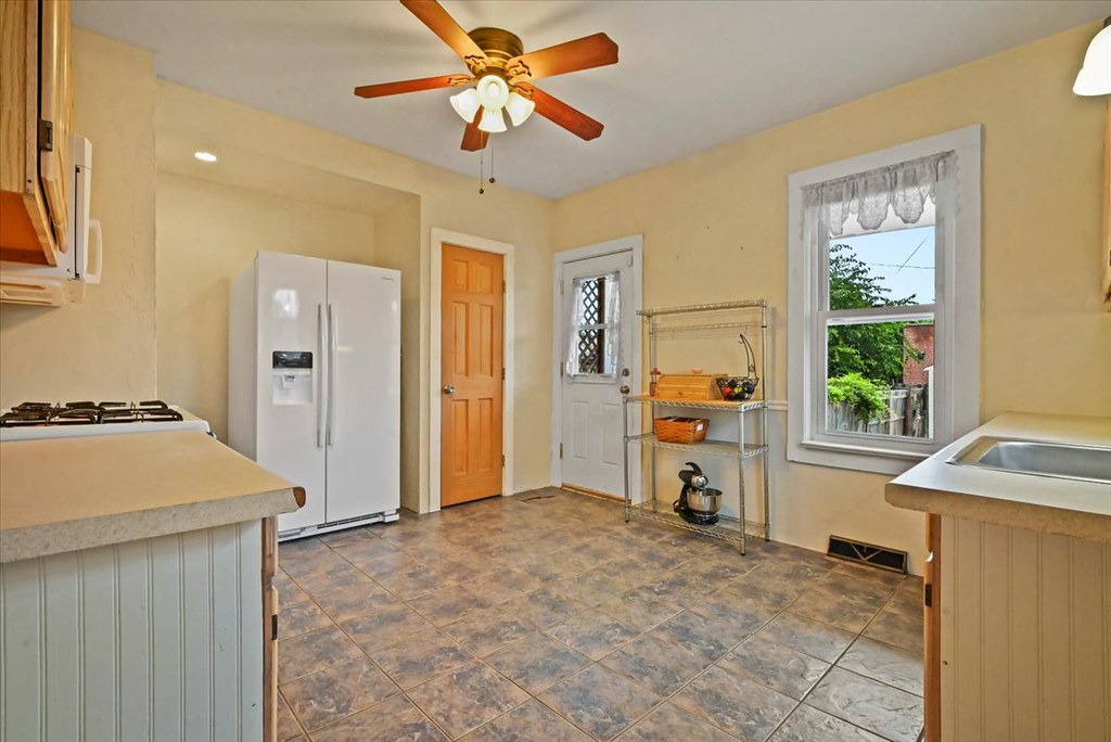 Walkout Kitchen Legacy Auction & Realty Flickr