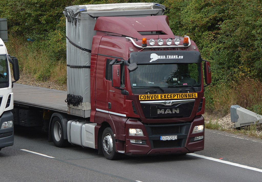 MaxTrans GCH 72033 M40 Bucknell 13/09/2021 Harry's On The Road