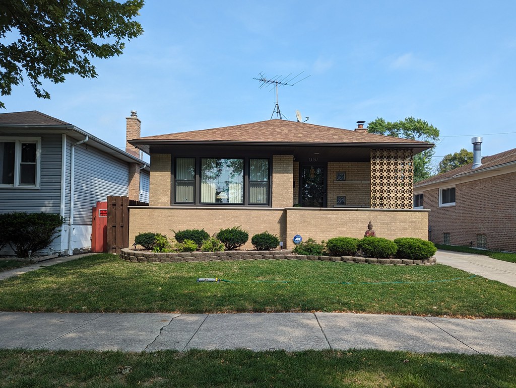 Hegewisch MCM 13151 S. Avenue N (built in 1967) curtis locke Flickr
