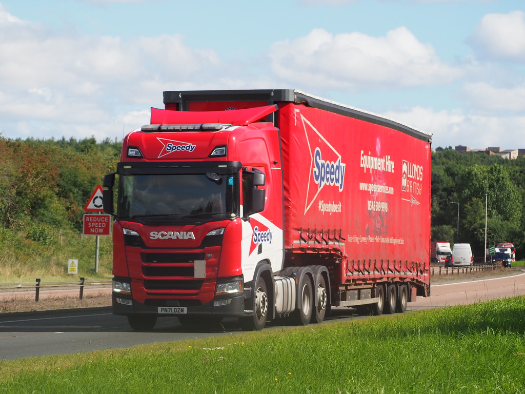 Speedy Hire Lorries on the A90 at Invergowrie Dundee 30 Au… Flickr