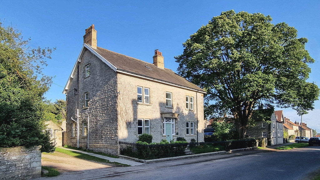 Appleton le Moors Farmhouse This old farmhouse is in vil… Flickr