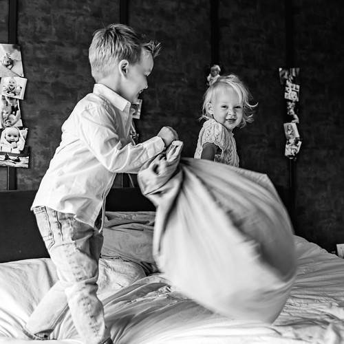 Pillow fight Pentax K1 & 31mm Rozema Photos Flickr