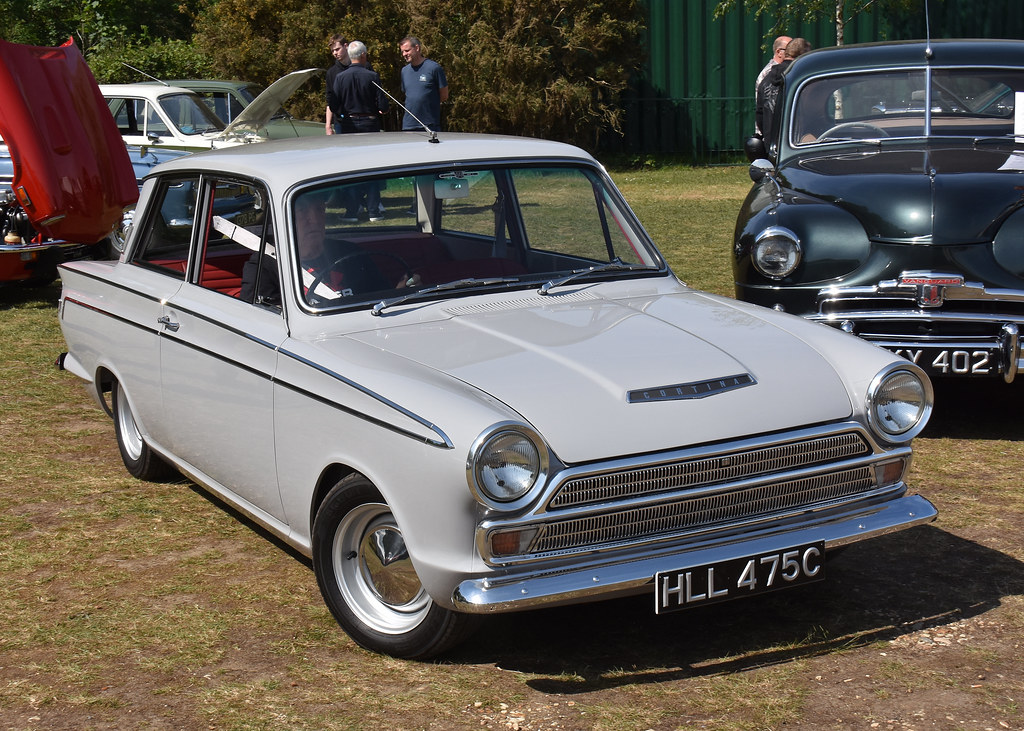2305 Blackbushe Car Club II_0040 Phil Mills Flickr