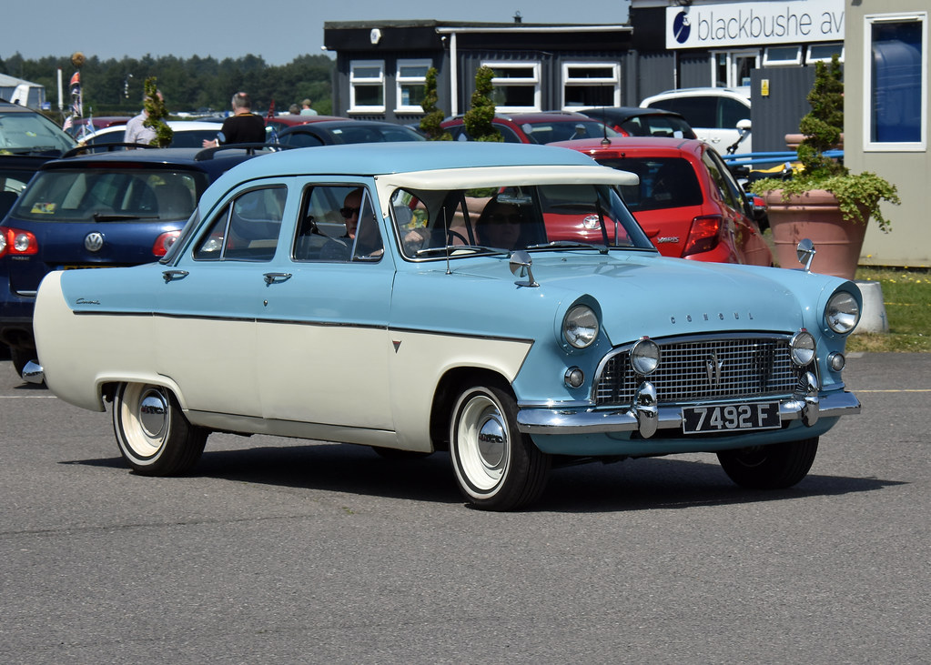 2305 Blackbushe Car Club II_0130 Phil Mills Flickr