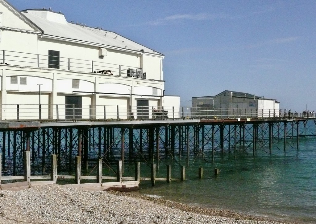 Bognor Pier Bognor Regis pier dates from 1865, though it h… Flickr
