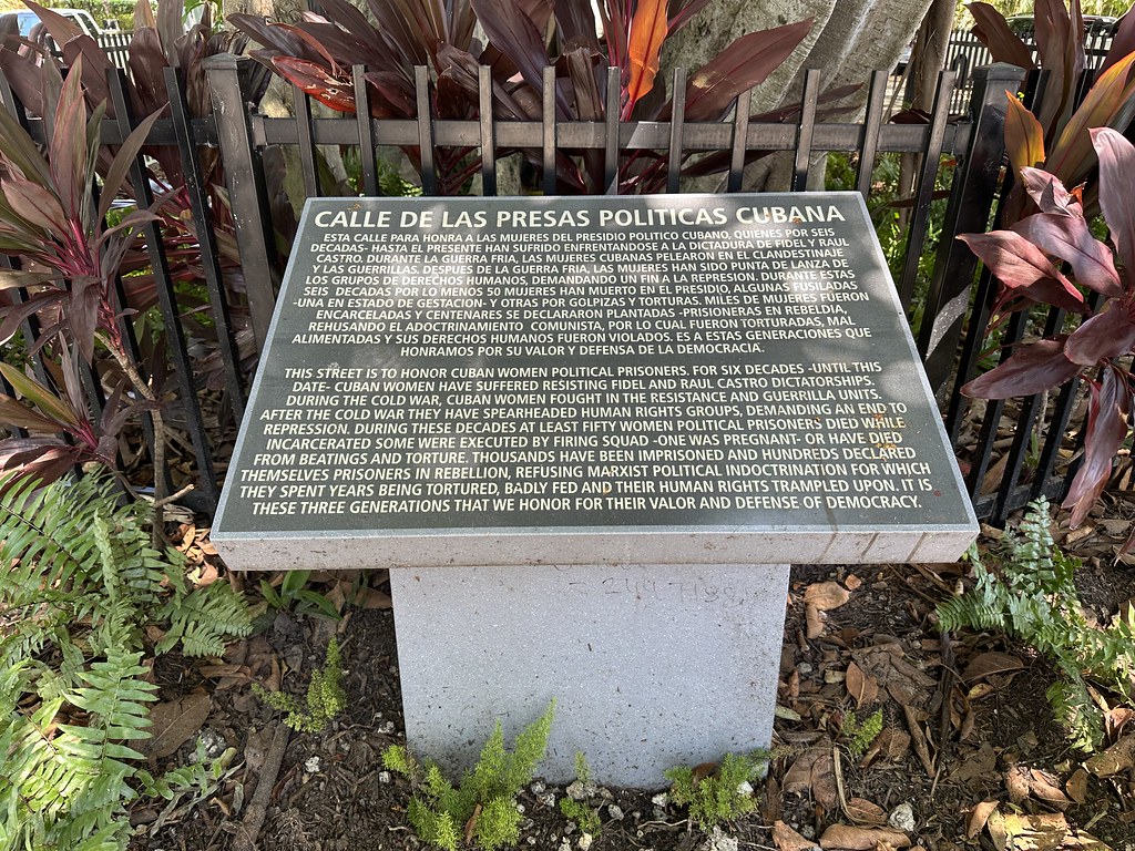 Cuban Memorial Boulevard Calle Ocho Little Havana Phillip Pessar Flickr