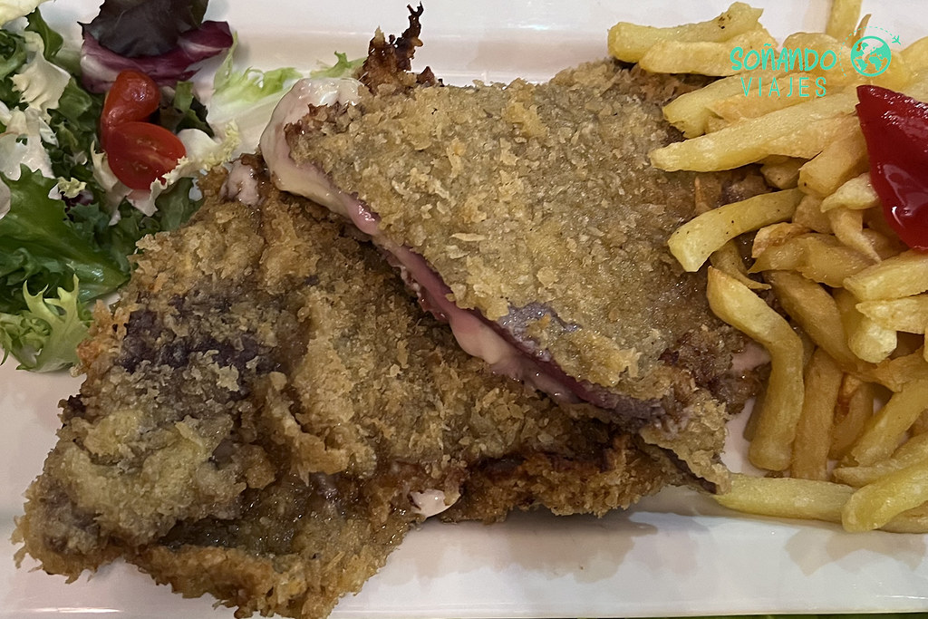 Cachopo en la Sidrería Vega Redonda, Cangas de Onís, Astur… Flickr