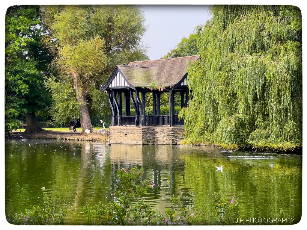 Todays walk around Broomfield Park. Jack Pourgourides Flickr