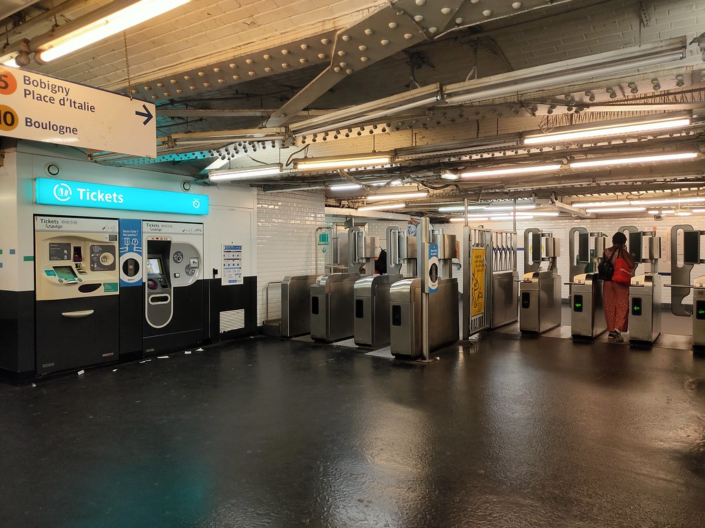 Gare d'Austerlitz, Paris metro ligne 5 Minato ku Flickr