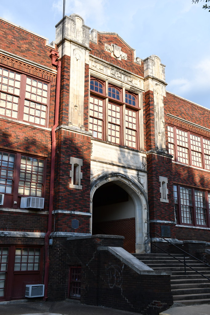 Old Palestine High School (Palestine, Texas) Historic Pale… Flickr