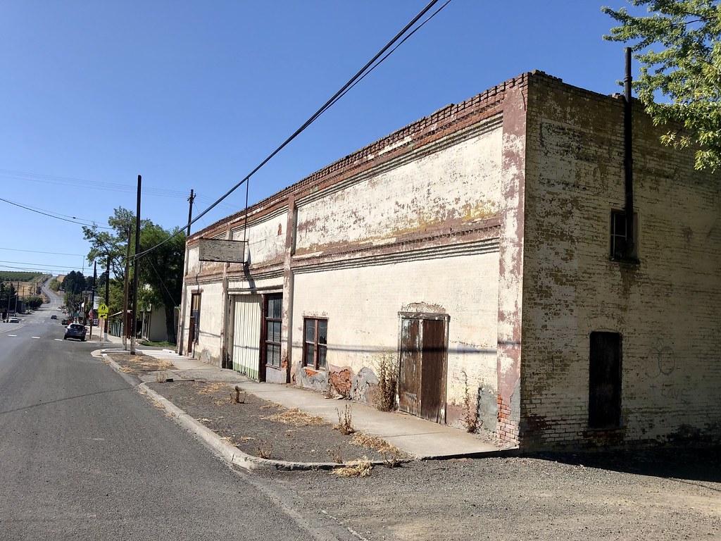 Clark Street, Wasco Oregon. September 8 2023. Dan Haneckow Flickr