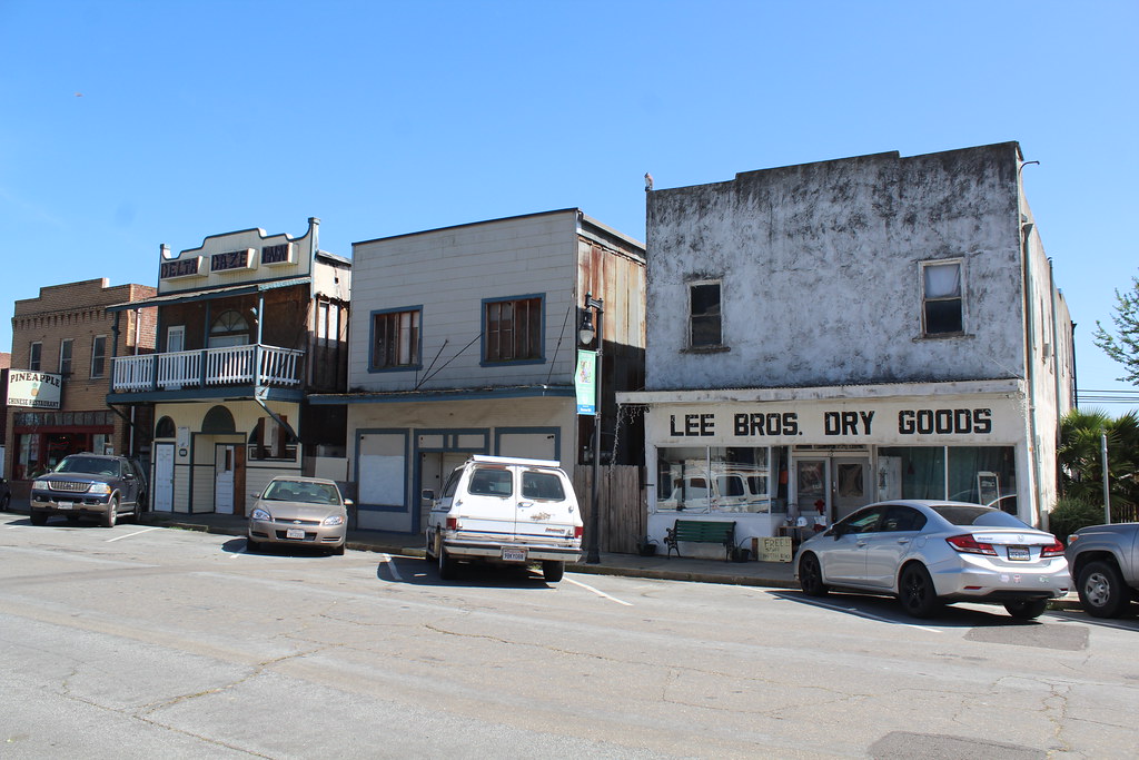IMG_32015 4/23/2023 Old downtown of Isleton, CA. mudsharkalex