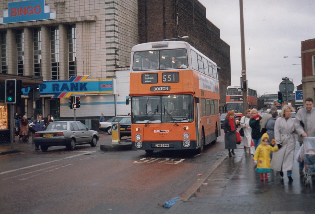 BOLTON, 22nd. FEBRUARY, 1992 GM BUSES 6983 (DWH699W), a Le… Flickr