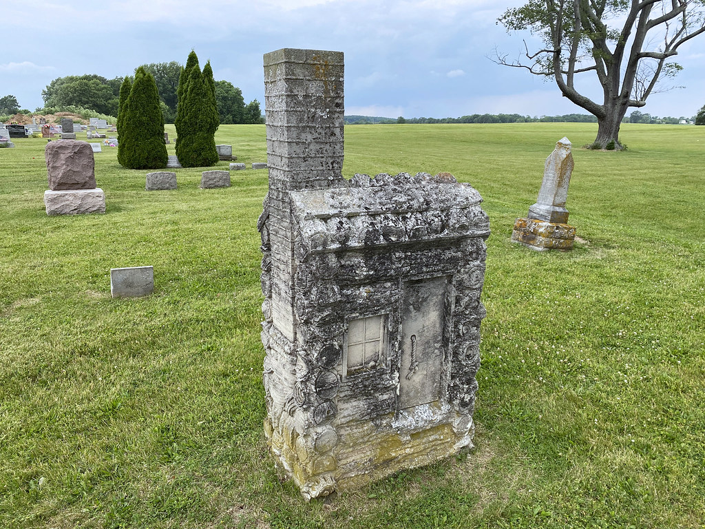 OH Degraff Greenwood Cemetery Log cabin monument at Gree… Flickr