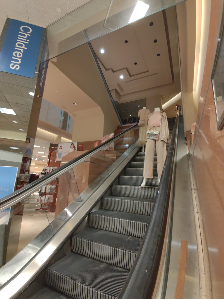 Dillard's Eastgate Mall Cincinnati OH gameking3 Flickr