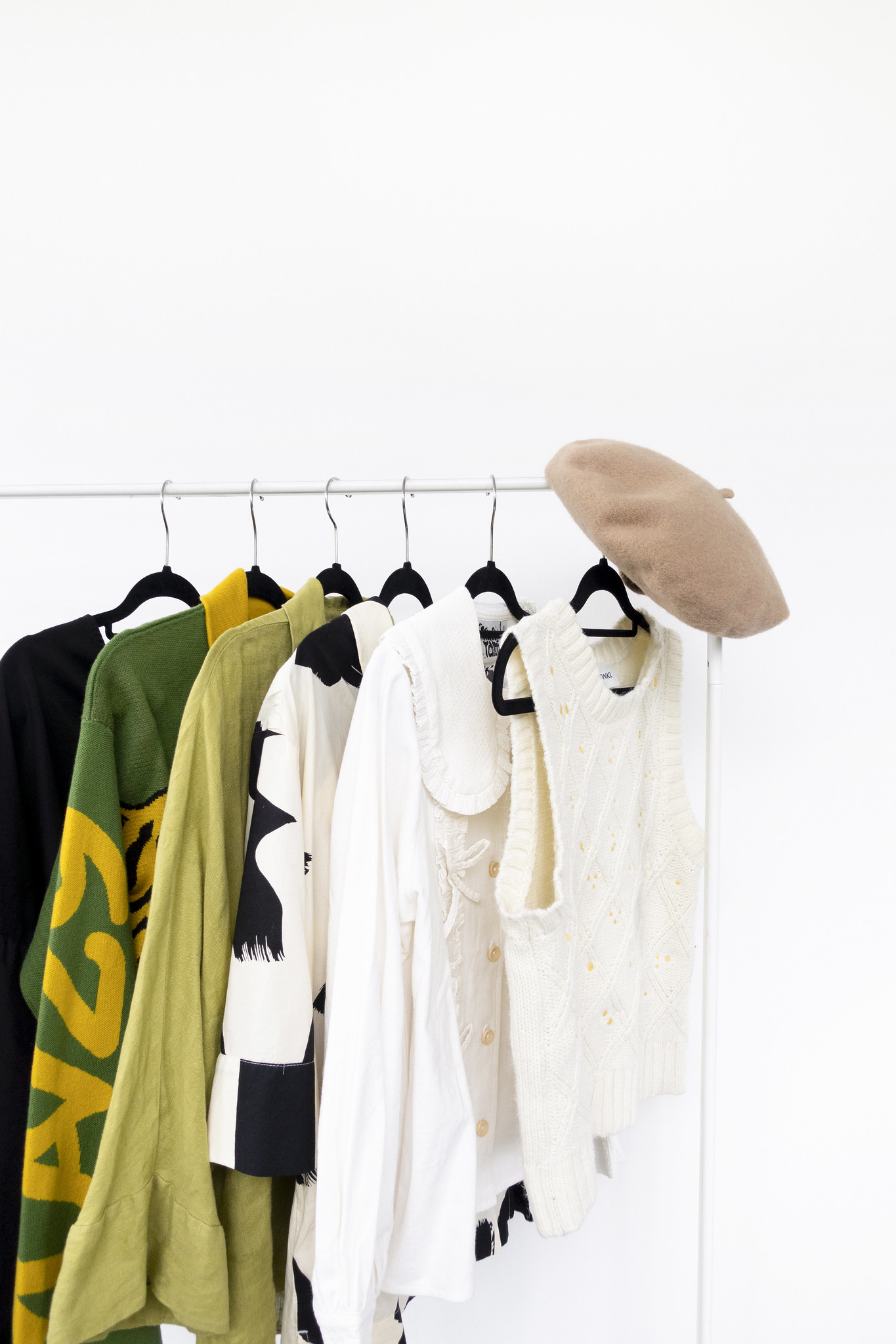 How to Create a Capsule Wardrobe That Isn’t Boring — A Considered Life