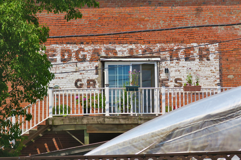 Edgar Locker, Edgar, WI Ghost sign in Edgar, Wisconsin tha… Flickr