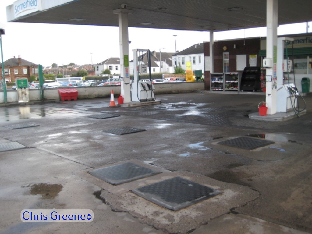 Rutherglen, Burnside Somerfield service station, G73 3RJ, … Flickr