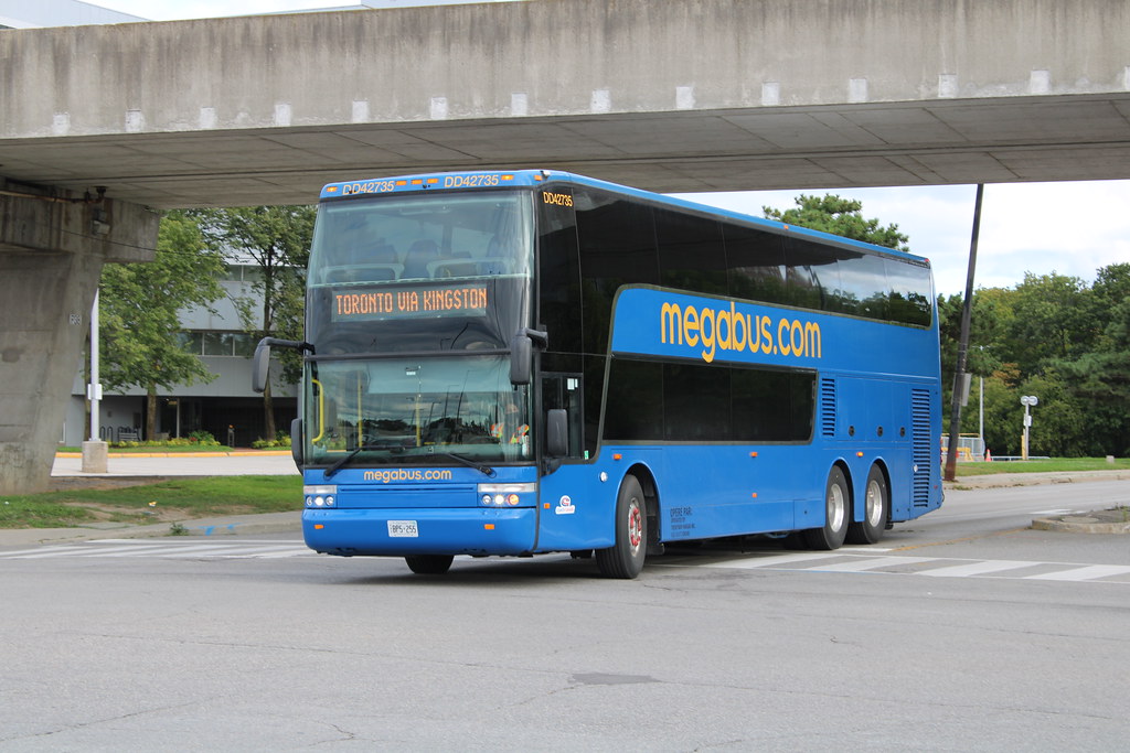 Coach Canada/Megabus DD42735 Coach Canada/Megabus DD42735… Flickr