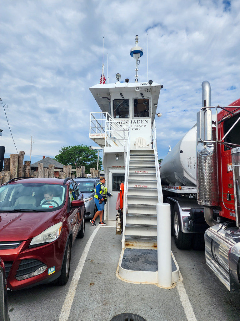 Menhaden One of the ferries between Greenport and Shelter … Flickr