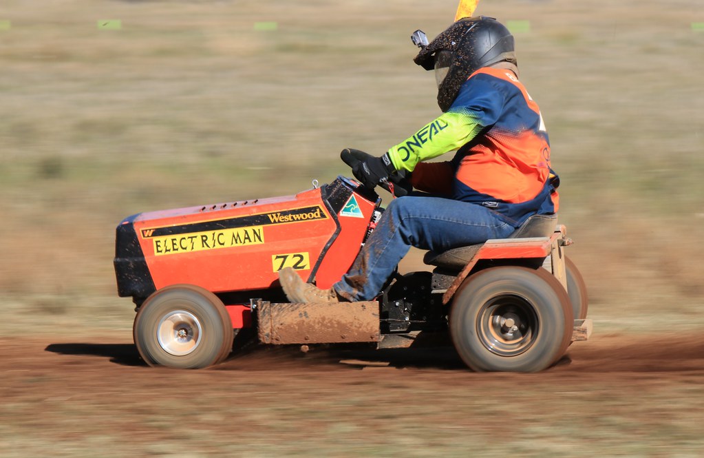 Mower racing Farrell Flat Geoff Nowak Flickr