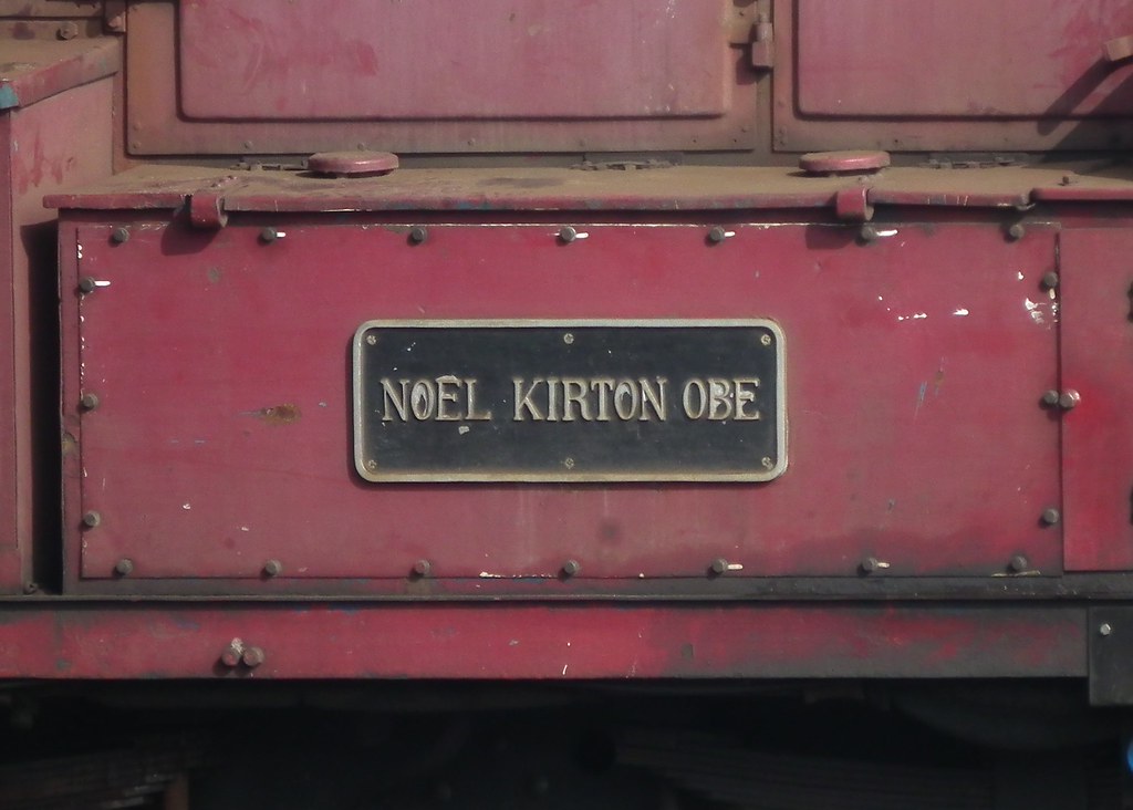 08495 "NOEL KIRTON OBE" shunting in Eastleigh Yard Flickr
