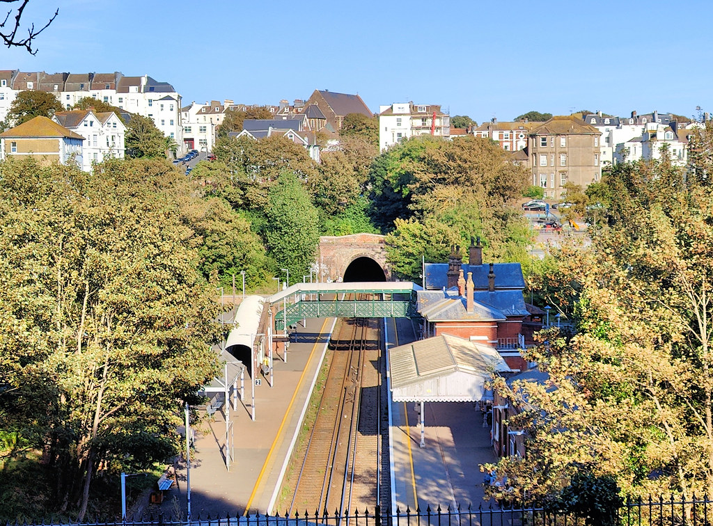 617 St Leonards Warrior Square railway station, St Leonard… Flickr