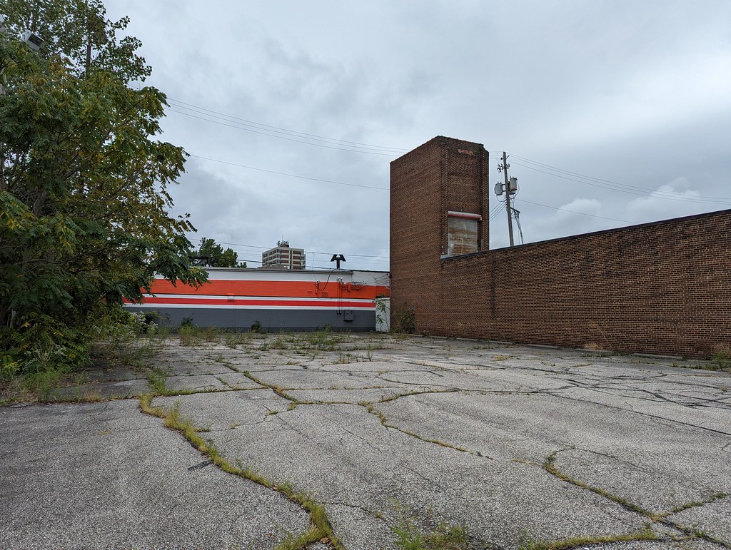 downtown park(ing) Elyria, OH curtis locke Flickr