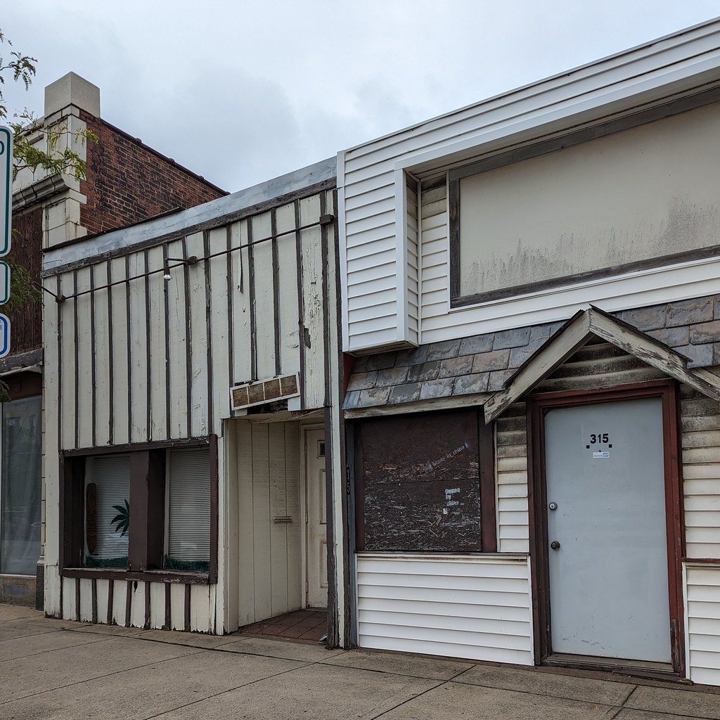 315 Broad Street, Elyria, OH curtis locke Flickr