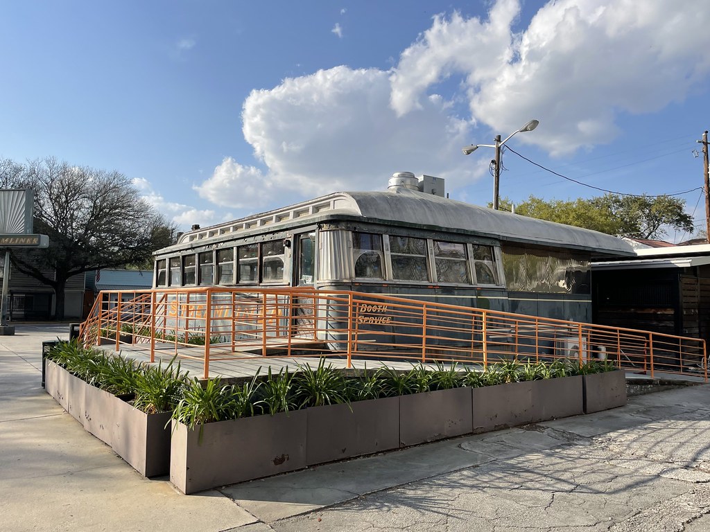 Savannah, Streamliner Diner Austin Dodge Flickr