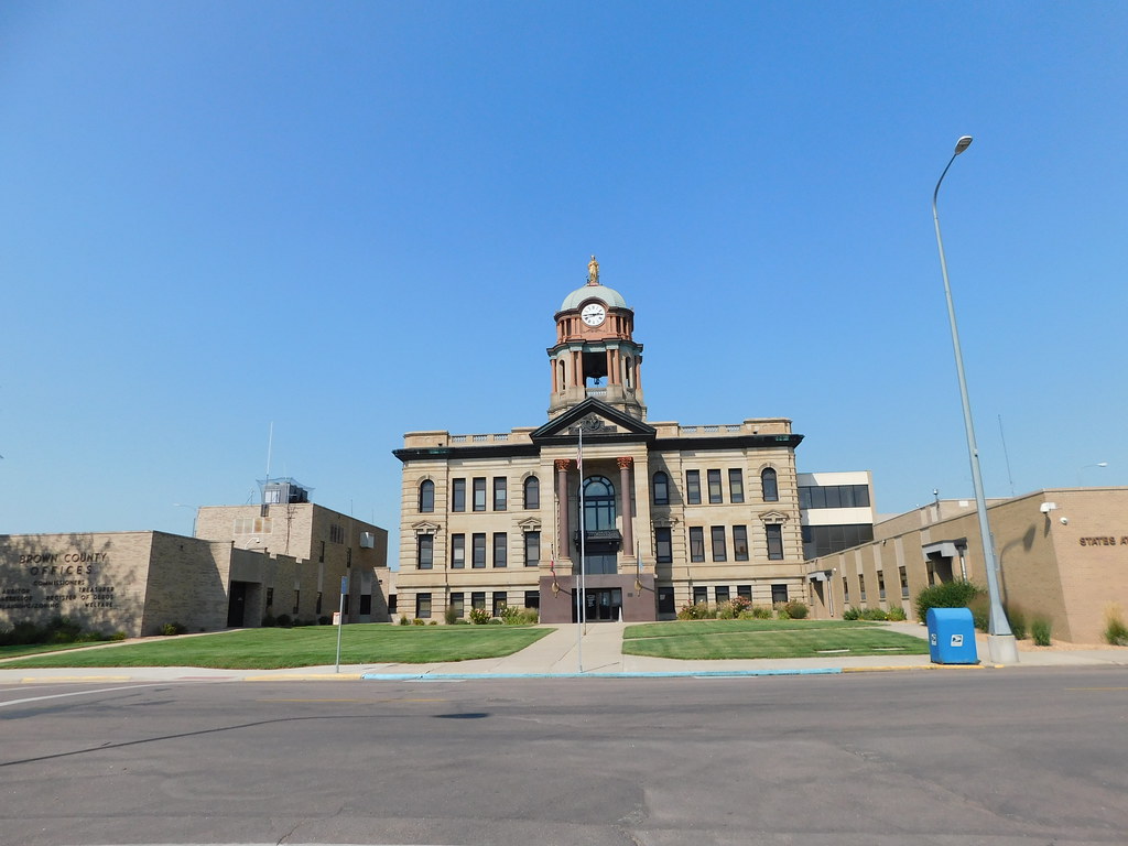 Brown County Courthouse Aberdeen, South Dakota Constructed… Flickr