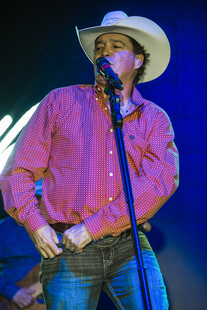 Clay Walker Tulare County Fair _GML4902 Landis Flickr