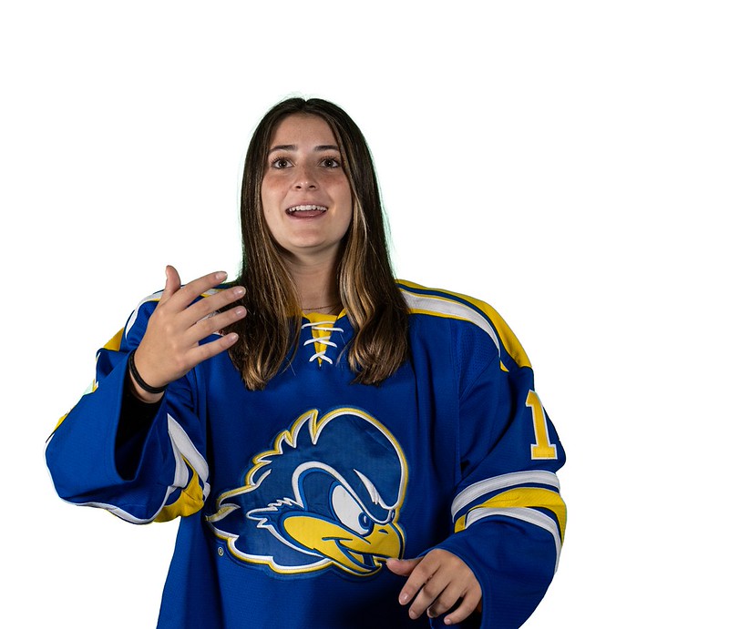 20232024 UD Women's Ice Hockey Mia bonfilio Flickr