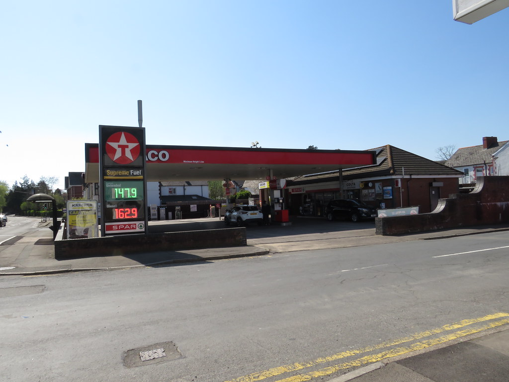 Texaco Cardiff Road, Dinas Powys, South Wales CF64 4JX 2… Flickr