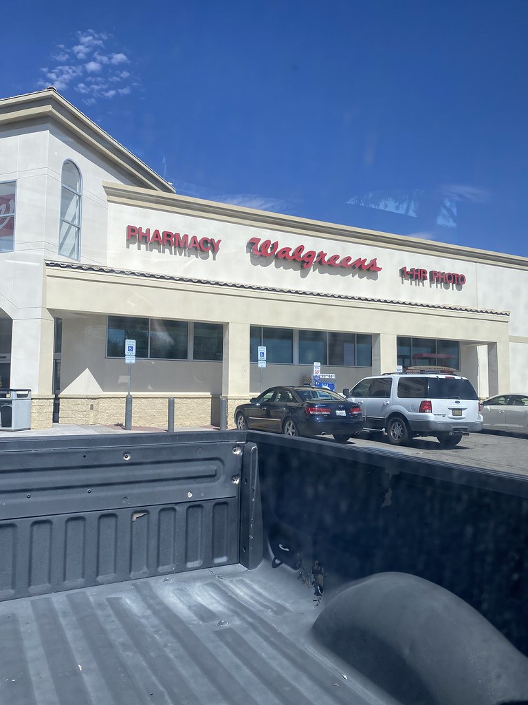Walgreens on Kenworthy drive, El Paso, TX Flickr