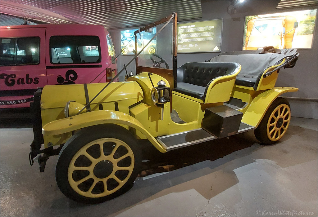 bessie The Edwardian roadster appeared in numerous episode… Flickr