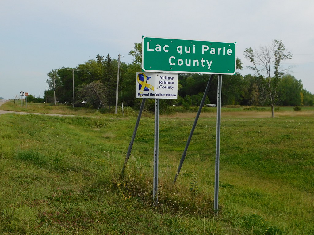 Lac qui Parle County Sign US Hwy 212 eastbound out of Deue… Flickr