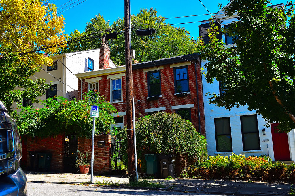 DSC_4933_C1 Mansfield Street Mount Auburn, Cincinnati. kennyb2b