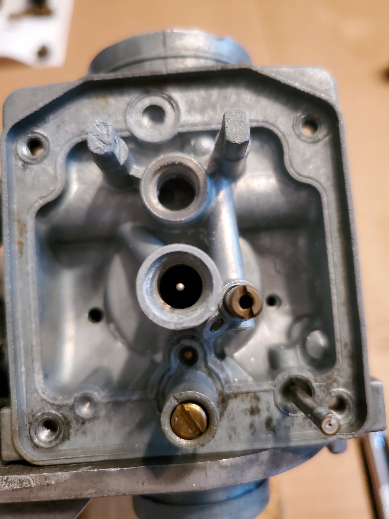 VM 26 Holes in carb body, some plugged, some not? The GSResources Forums