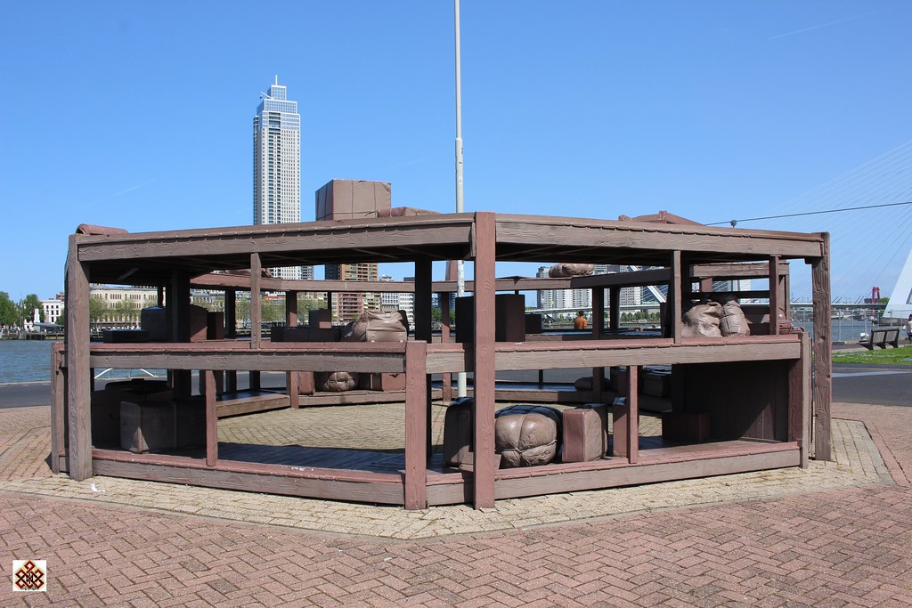 Rotterdam Lost Luggage Depot (2001) Jeff Wall De Canadese … Flickr