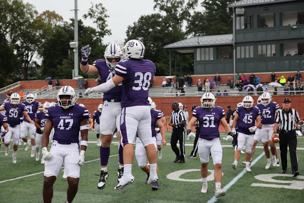 Hamilton Amherst Football The Hamilton College football te… Flickr