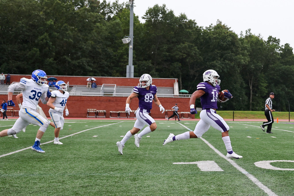 Hamilton Amherst Football The Hamilton College football te… Flickr
