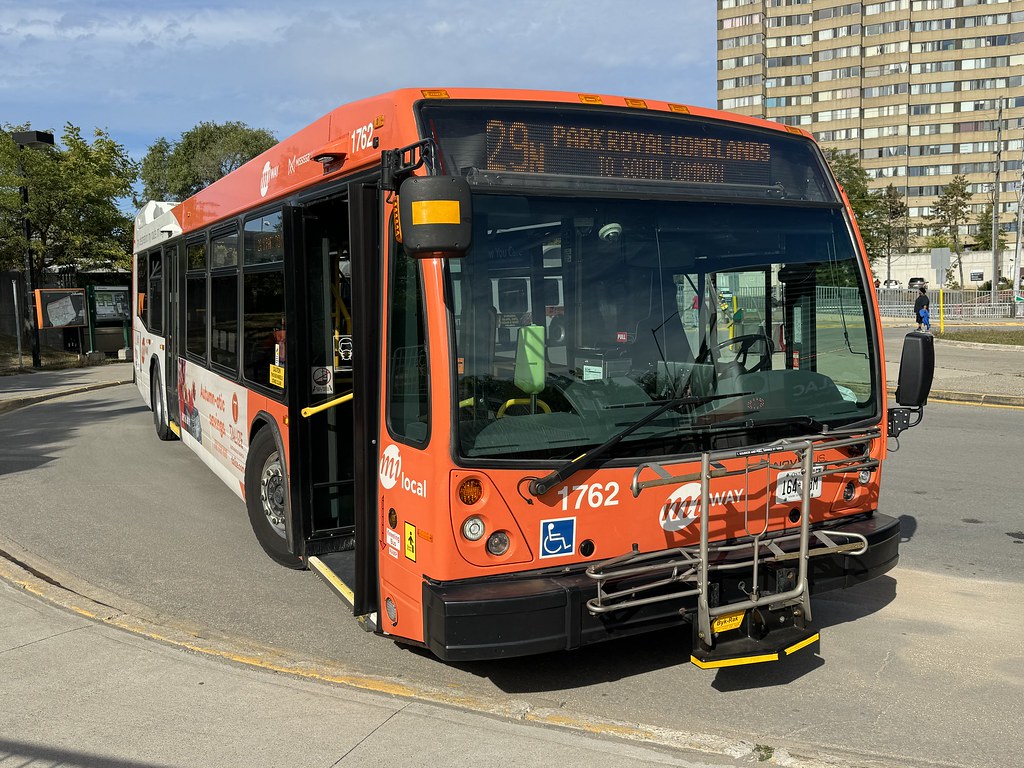 MiWay Clarkson GO Station Greeism Flickr