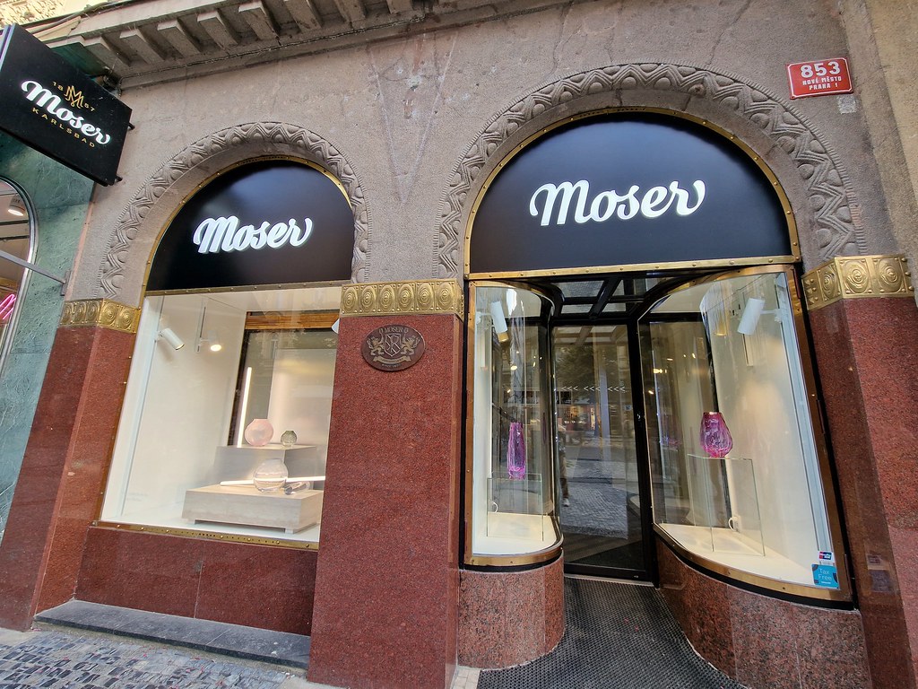 Moser glass shop on Na Prikope Street in city core of Prag… Flickr